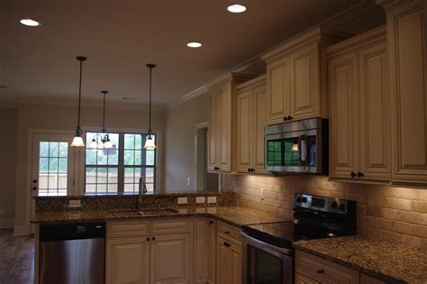 How to kitchen backsplash, stunning natural stone tile. Beautiful travertine backsplash in Kitchen Traditional ...