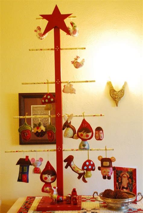 Love This Idea I Would Use It As A Display For My Ornaments At Craft