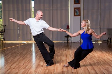 Shag Dance Lesson Every Saturday Night At Lynn S Dance Club In Charlotte Instructors Nikki