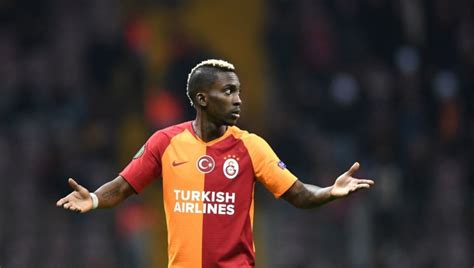 Fransız ekibi monaco, bonservisi everton'da olan ve geçen sezonu galatasaray'da geçiren henry onyekuru'yu transfer ettiğini açıkladı. Henry Onyekuru Joins Monaco From Everton on 5-Year Deal ...