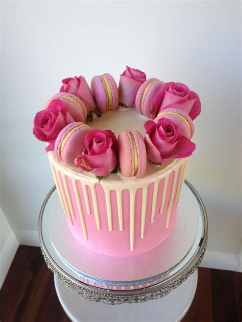 Pretty Pink Macaron Cake Amazing Cakes Macaron Cake Cake