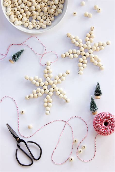 Make This Wood Bead Snowflake Ornament Beaded Ornaments Diy