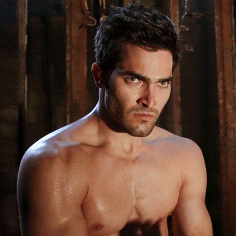 When He Gives This Smoldering Look And Its Sexy As Hell Tyler Hoechlin Shirtless On Teen Wolf