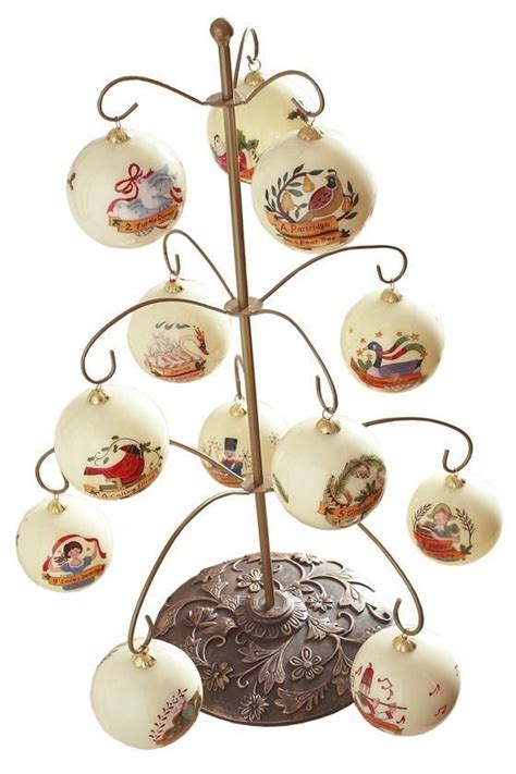 They are the perfect way to make your prized ornament a focal point among your holiday decor. 61 best Yule Ornament Display Stands images on Pinterest ...