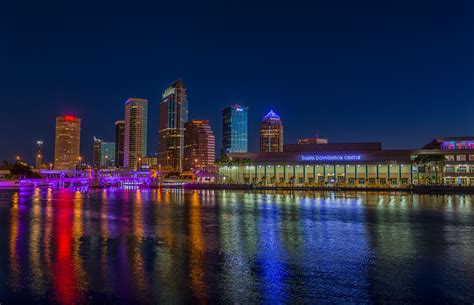 Bayshore Sunrise And Tampa Skyline Matthew Paulson Photography