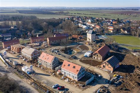 Do textového pole zadejte číslo fotbalové hřiště , které chcete převést, abyste viděli výsledky v tabulce. Zapomenutá pražská část ožívá, Nové Kralovice propojují to ...