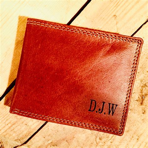 With nice and smooth texture, really soft & comfortable to touch and. Personalised Men's Real Leather Wallet UK - "Engraved with ...