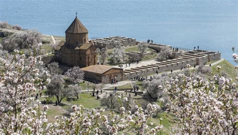 Mappa della città moderna e unica stampata su carta opaca 192gsm di alta qualità, su più formati. In Turchia c'è una città che vive per la colazione | SiViaggia