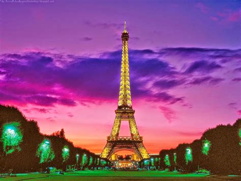 Amazing Eiffel Tower At Evening Time Wallpapers Eiffel Tower Latest