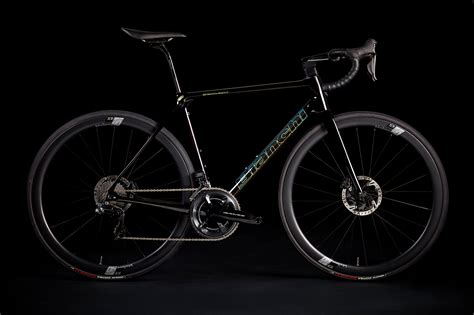 Bianchi Specialissima 2021 | Cyclist
