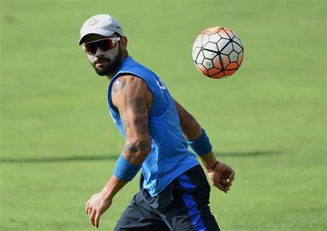 The humblest superstar i've ever met, allan gois, the tattoo artist who created body art for skipper kohli, captioned some pictures of himself. A closer look at Virat Kohli's famous tattoo - CricTracker