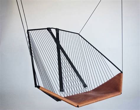 Delicately robust Solo Cello Chair by Les Ateliers Guyon