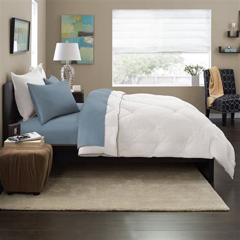According to majority of reviewers, this pacific coast feather pyrenees down comforter is light weight, soft and fluffy. Pacific Coast Down Comforter