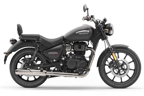 Check out 3 photos of royal enfield classic stealth black on autox. 2021 Royal Enfield Meteor 350 First Look (7 Fast Facts ...