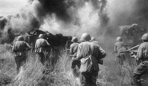 Battle Of Kursk The Brutal Nazi Soviet Face Off In 28 Harrowing Photos