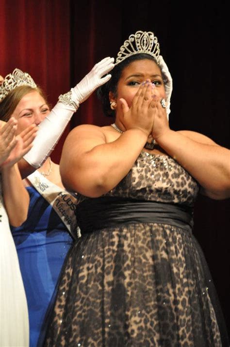 Photos Kelsey Robertson Crowned As Miss Hudson Hudson Wi Patch