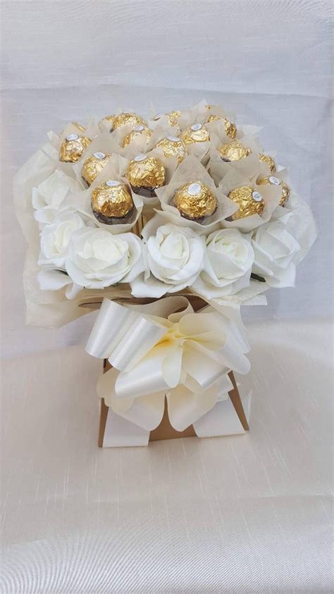 Flower chimp's ferrero rocher singapore bouquets to be delivered across singapore. XLarge Chocolates Bouquet Ferrero Rocher Gold & Cream ...