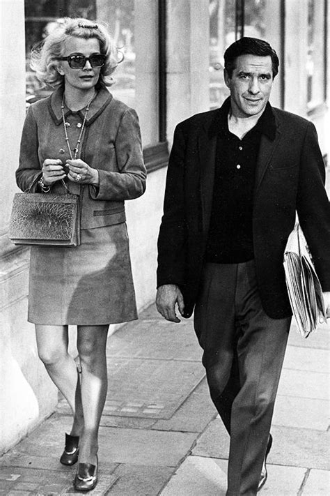 gena rowlands and john cassavetes in new york ilovemovies gena rowlands john cassavetes