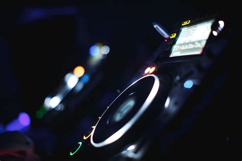 Black Dj Mixer Mixing Consoles Turntables Hd Wallpaper Wallpaper Flare