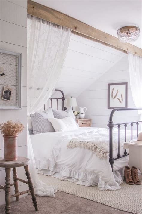 Thrift store finds and flea market treasures are the perfect farmhouse compliments, and with these 45+ farmhouse bedroom decor ideas you can. 39 Best Farmhouse Bedroom Design and Decor Ideas for 2017
