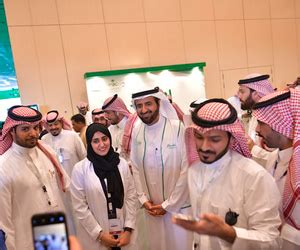 تتطلع كلية التمريض لإعداد كادر تمريضي ذو كفاءة علمية وعملية وقيادية عالية قادرة على المشاركة في تطوير النظام الصحي بما يلبي احتياجات الفرد والمجتمع بشكل أمثل. %37 نسبة السعوديين في التمريض وتخصيص جائزة للتميز - جريدة ...