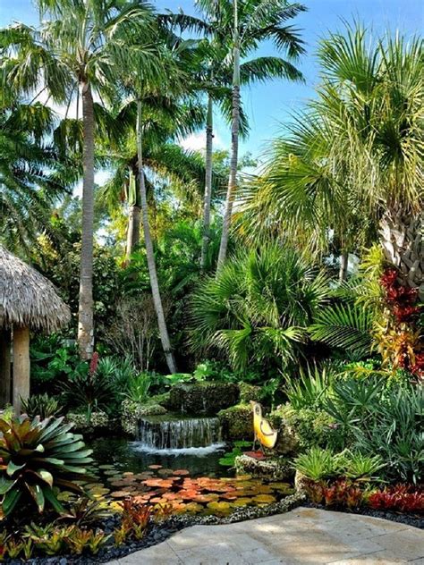 Stunning 60 Warm Tropical Backyard Landscaping Ideas