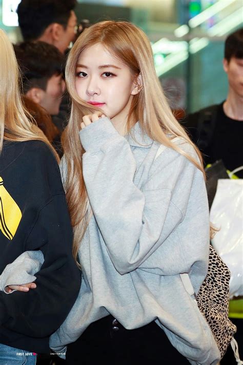 Reddit gives you the best of the internet in one place. Pin de Jugu em Rose Blackpink Airport Style | Jennie