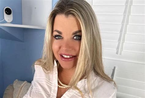 Vicky Vette Biography Age Family Images Net Worth Bioofy