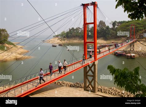 Red Suspension Bridge Jhulonto Bridge In Rangamati Kaptai Lake