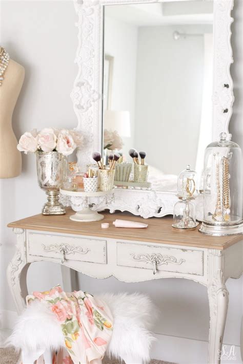 Tips To Organize And Style An Elegant Vanity Room Vanity Ideas Bedroom Vanity Vanity Decor