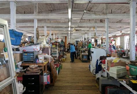 4 Indoor Flea Markets In Connecticut To Enjoy All Winter Long