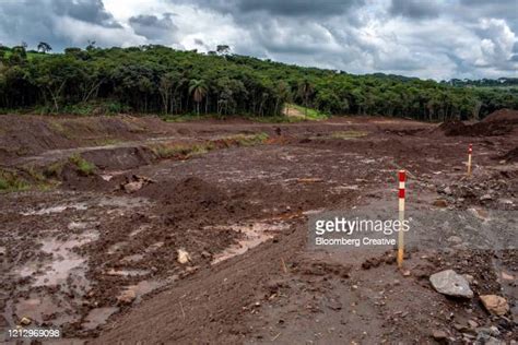 brumadinho dam disaster photos and premium high res pictures getty images