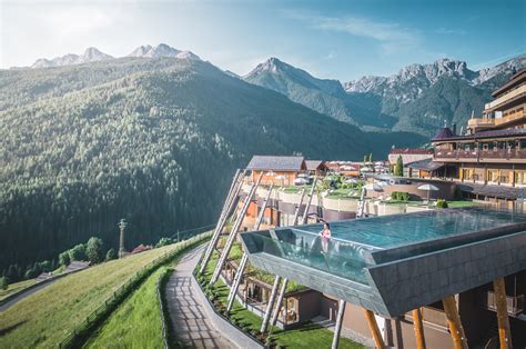 Alpin Panorama Hotel Hubertus Epic Sky Pool