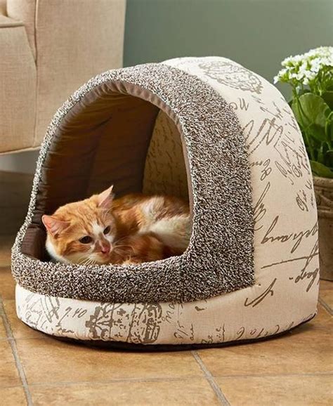 These Vintage Luxury Dome Shaped Pet Beds Gives Your Pet A Cozy Napping