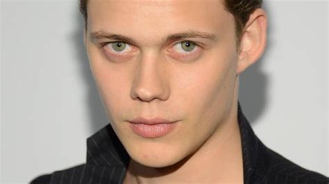 * i understand the standards and laws of the community, site and computer to which i am transporting this material, and am solely responsible for my actions. Hemlock Grove-acteur Bill Skarsgård speelt clown in remake ...