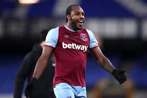 The case for and against selecting Michail Antonio as a differential player