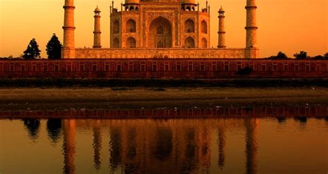 Taj Mahal Symbol Of Love By Akash Travel India Tourradar