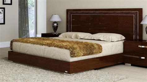 At Home Usa Volare Glossy Walnut King Bedroom Set 6pcs Modern Made In