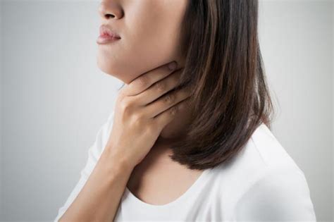 Thyroid Symptoms Causes And Effective Home Remedies Everything You