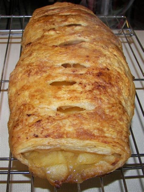 Diabetes ireland recently worked with safefood ireland to develop our online cookbook. Diabetic Pear Strudel | Recipe in 2020 | Strudel recipes ...