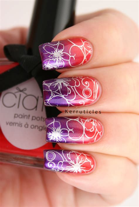 Aquí te traemos una gran colección de de imágenes de uñas. Red and Purple Gradient with Stamping: N is for: New | Kerruticles