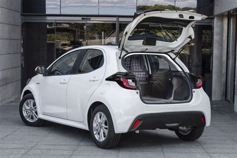 Toyota Yaris Punya Varian Penumpang Pake Mesin Hybrid Berita