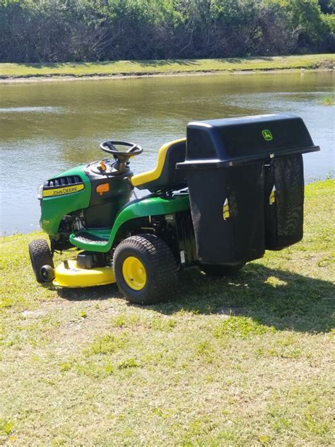 John Deere D105 175 Hp Automatic 42 In Riding Lawn Mower With Grass