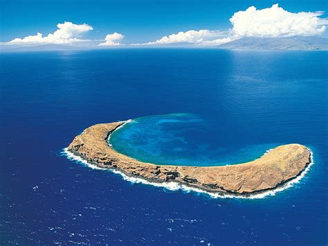 Nature Molokini Crater Maui Hawaiian Islands Picture Nr 40437