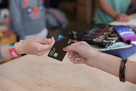 Why this is one of the best grocery rewards credit cards: Best Chase Credit Cards for April 2021
