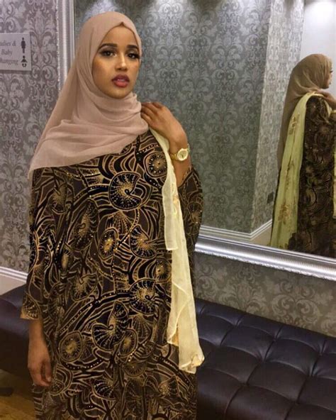 Pin By Rayyanatu On Muslimah And Modest Prom Somali Clothing Fashion
