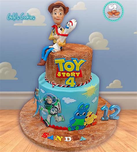 Toy Story 4 Fondant Cake Decorated Cake By Geles Cakesdecor