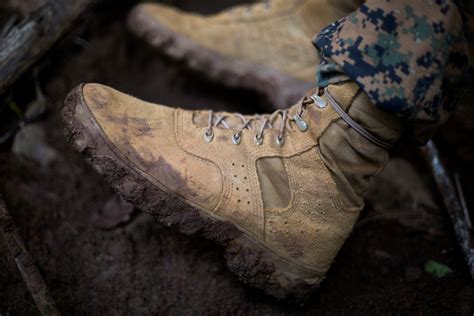 Marines To Test Out Lighter Combat Boots At Boot Camp