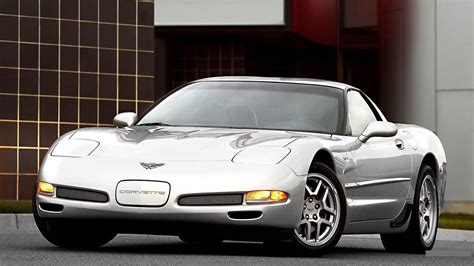 The 15 Most Desirable Classic Chevy Corvettes In Existence