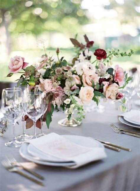 Incredible 25 Burgundy Wedding Centerpieces Ideas For Awesome Wedding